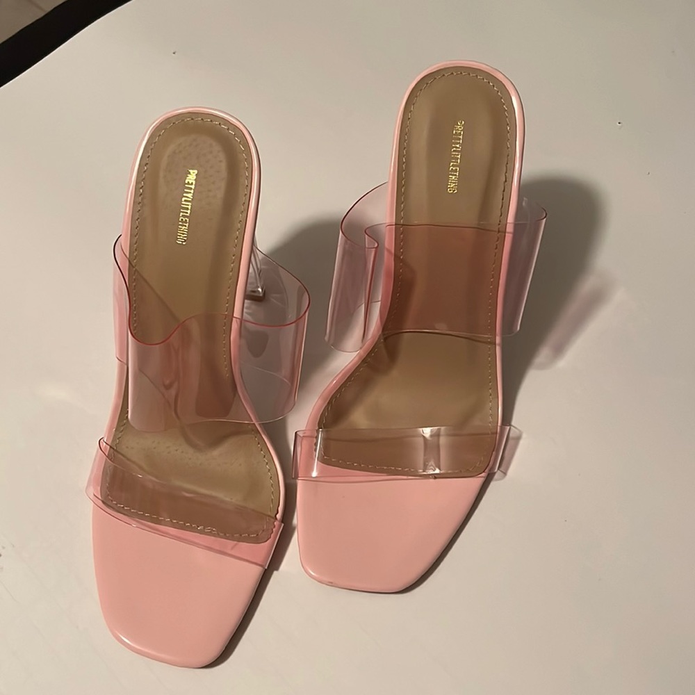 PrettyLittleThing, size 6/39